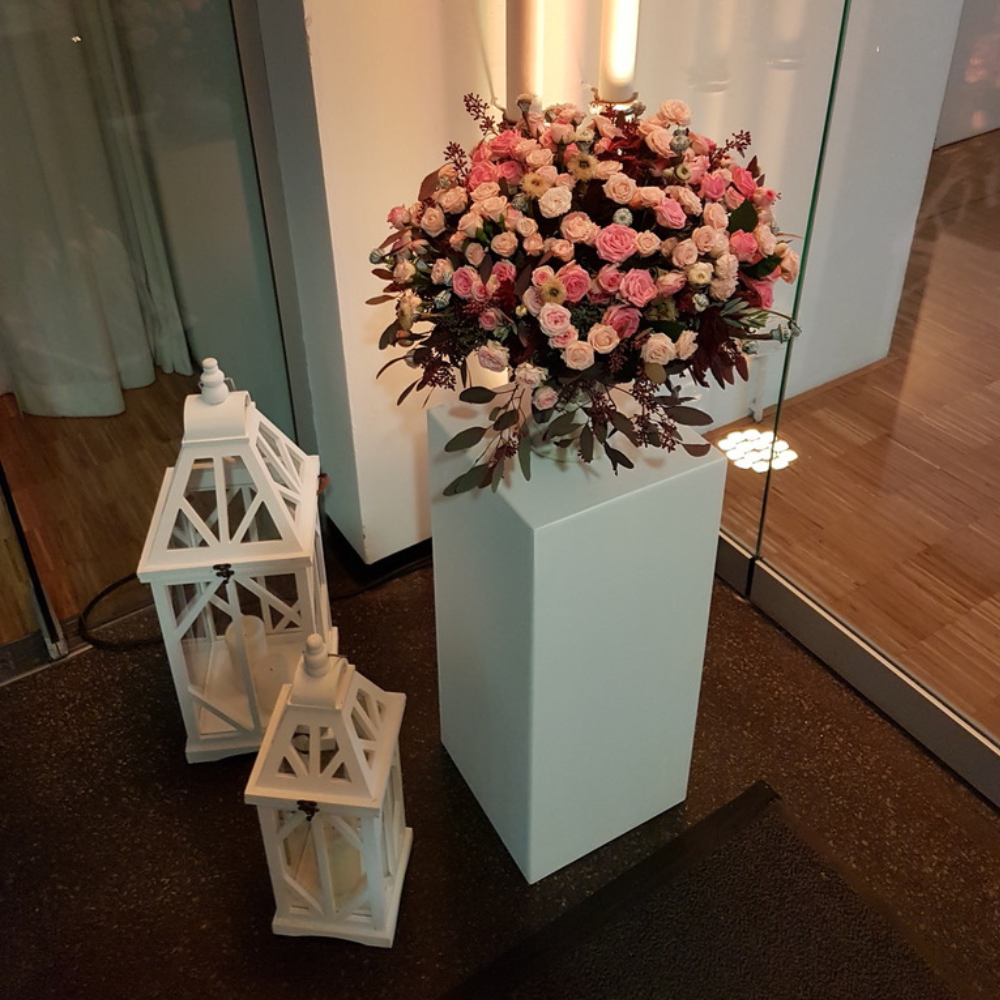 Galerie-Sockel / Event-Podest – verschiedene Größen & Farben
