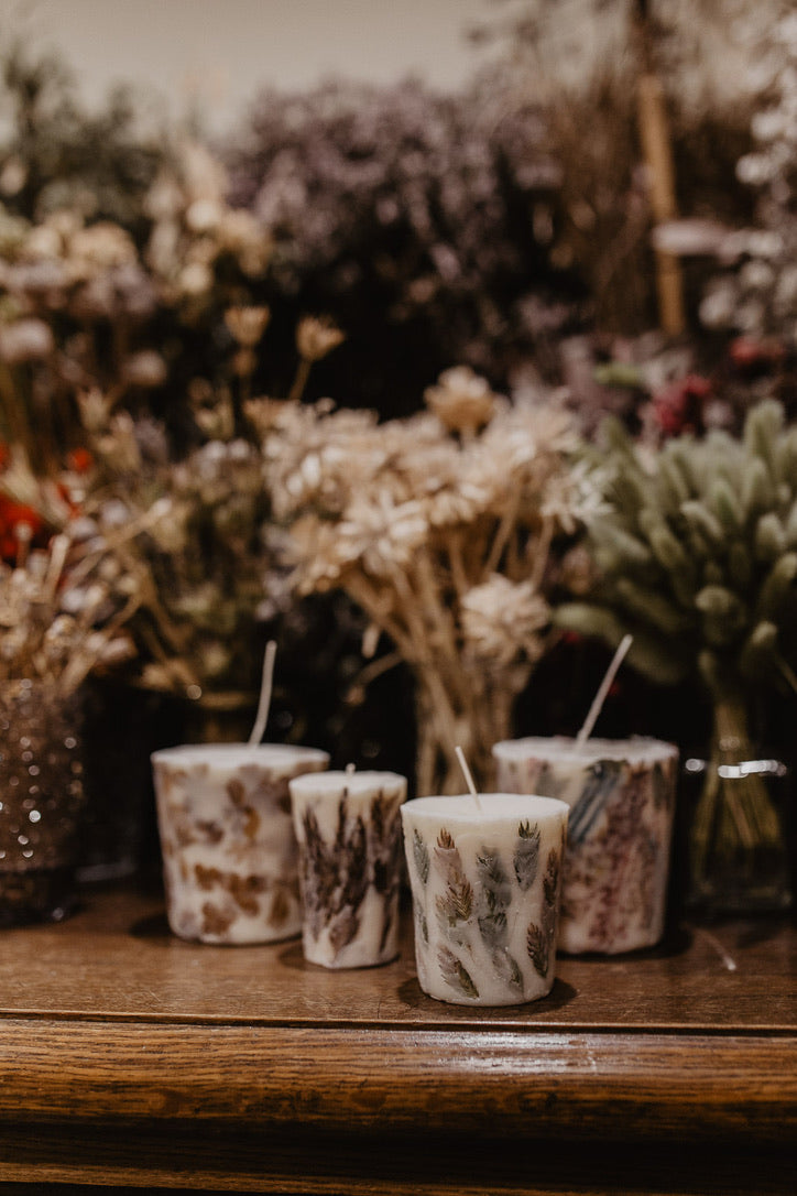 DIY Kerzen Workshop Berlin – Kerzen mit Sojawachs Trockenblumen herstellen